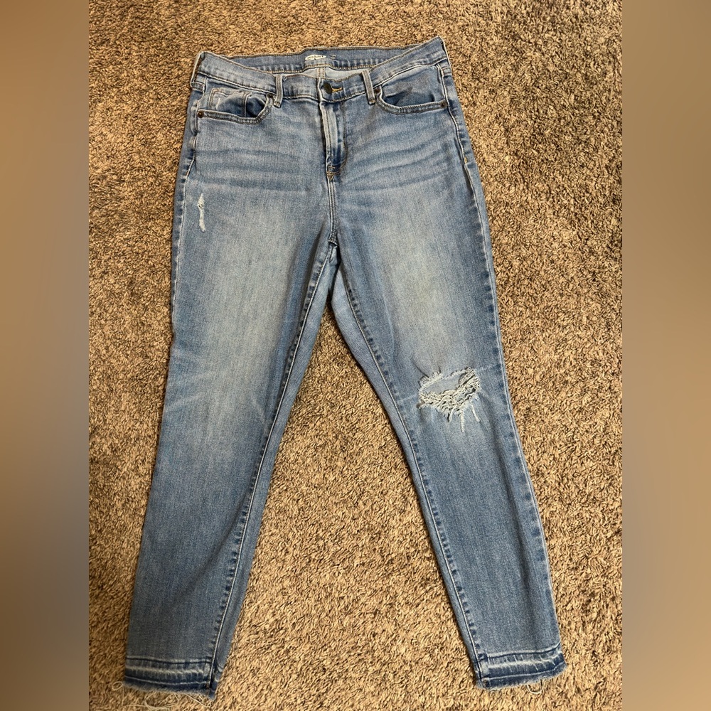 Old Navy Curvy Skinny Jeans- Size 10
